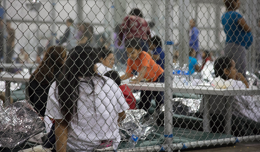 Children being held in chainlink cages by U.S. Customs and Border Protection